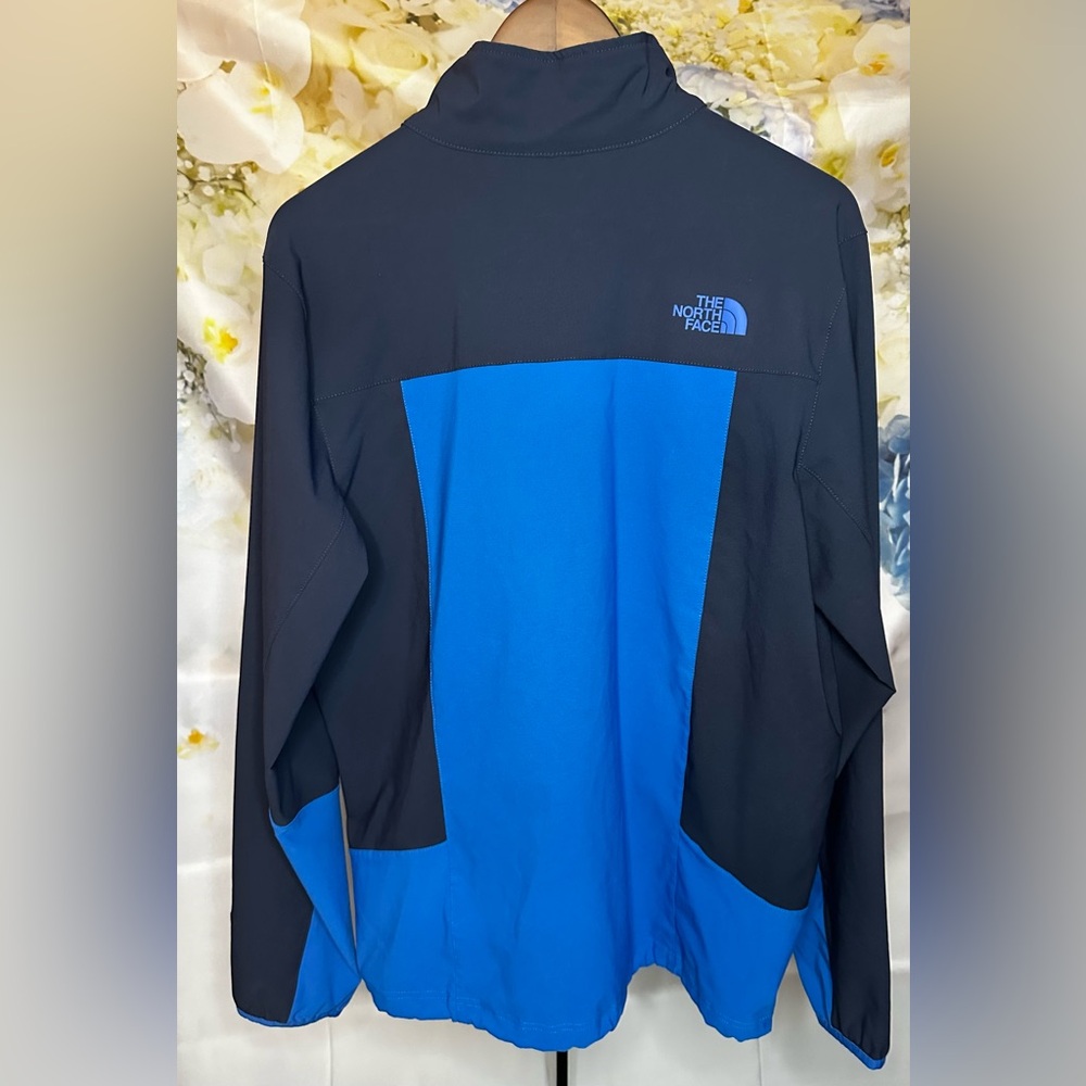 The North Face men’s windfall zip up jacket EUC - Picture 4 of 17